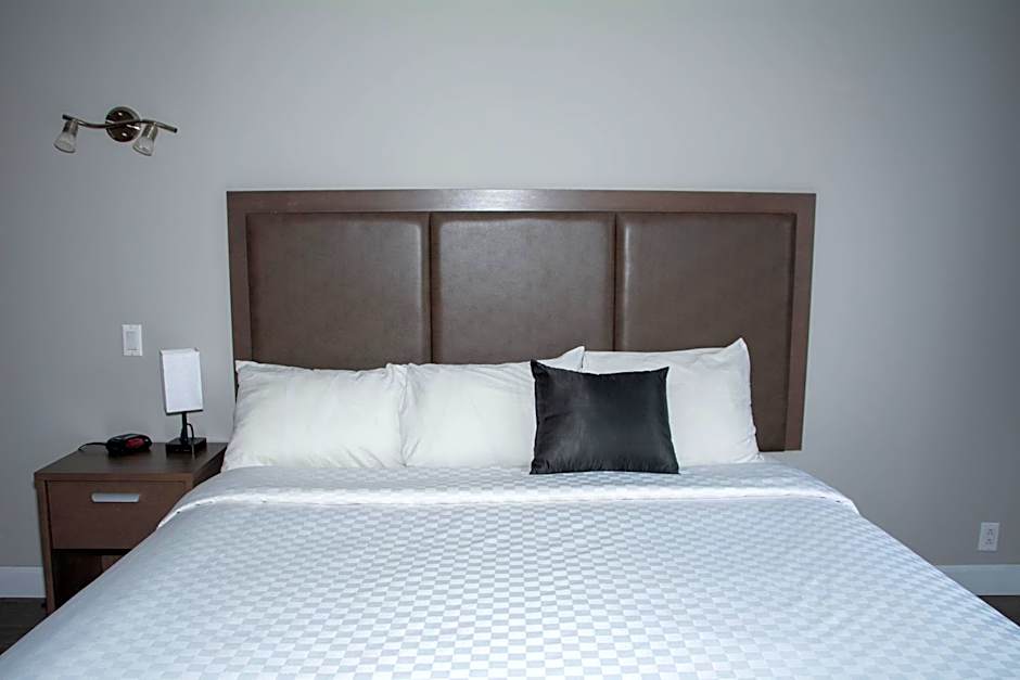 Travelodge by Wyndham Roberval