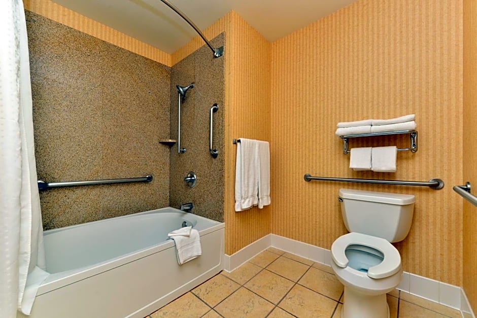 Holiday Inn Express Hotel & Suites Elk Grove Ctrl - Sacramento S By IHG