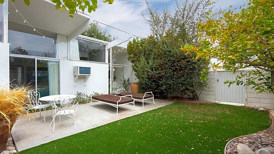 The Monkey Tree Hotel Buyout by AvantStay Entire Hotel Buyout! Funky Rooms with Modern Amenities!