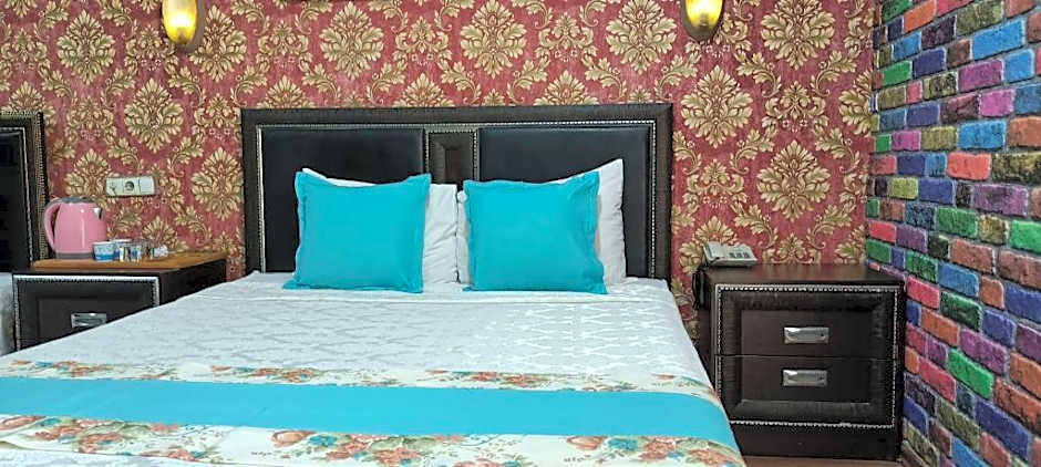Adana Saray Hotel