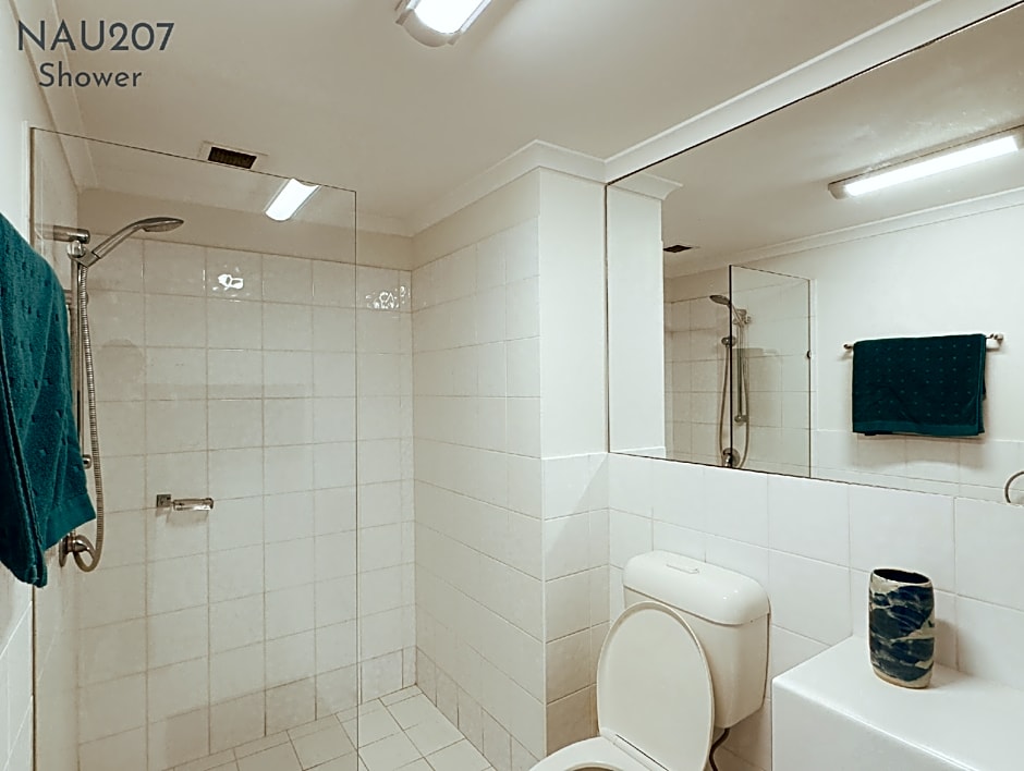 Nautilos On The Harbour