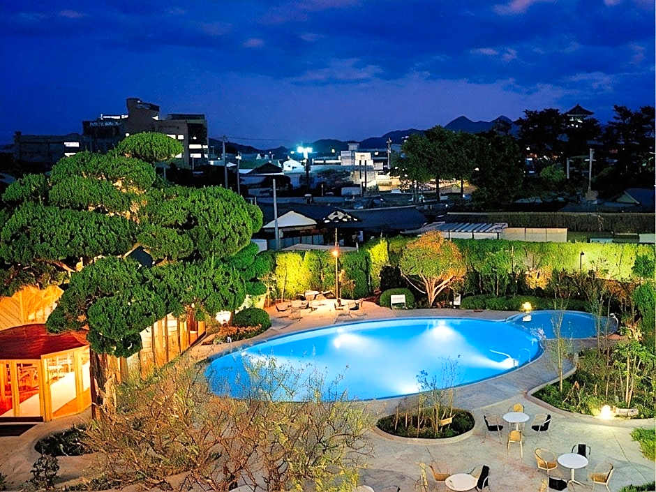 Kotohira River Side Hotel