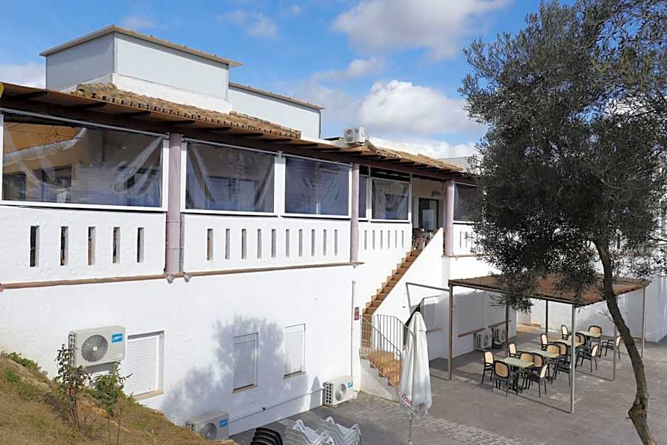 Hostal Restaurante Benalup Golf