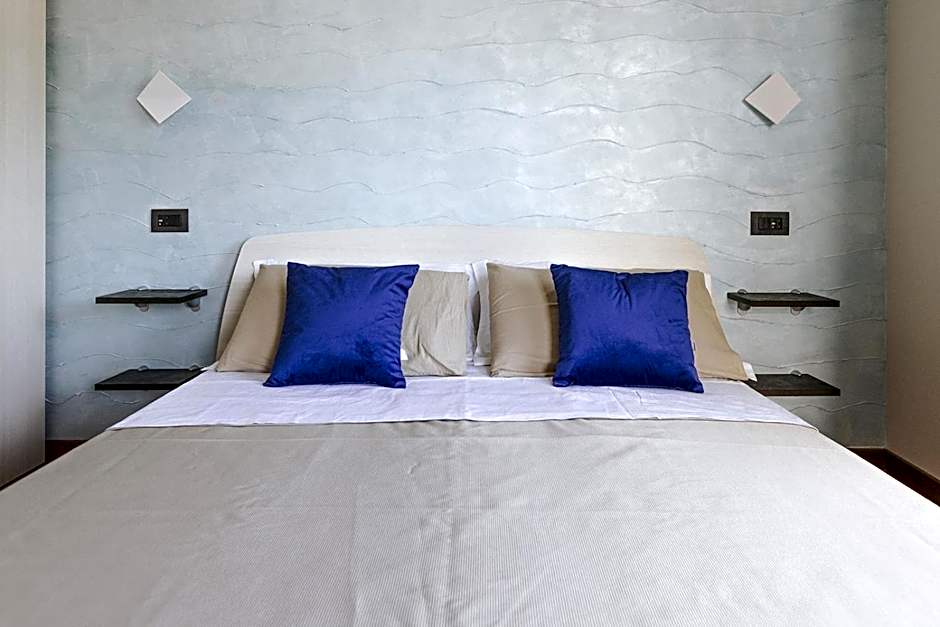APULIA BLUE APARTEMENTS & B&B