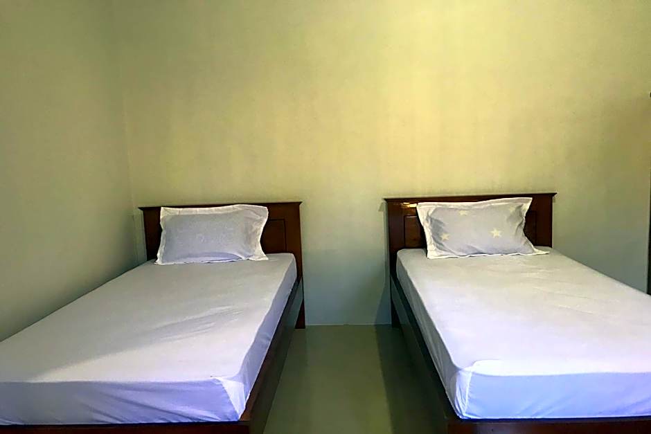 OYO 92603 Lidya Homestay