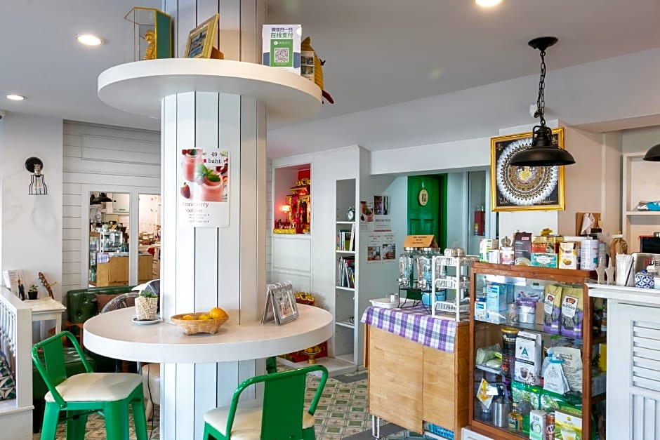 Ratana Boutique Hostel