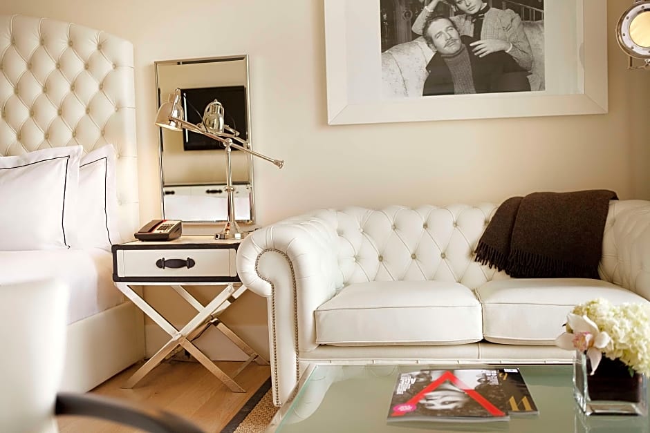 Photo 1 of 12 of Premium 1 King Bed