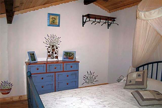 La Maison Jaune