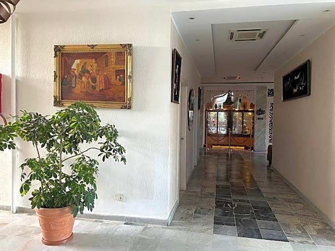 Rym El Djamil Hotel