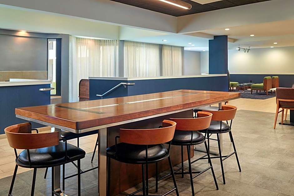 Courtyard by Marriott Atlanta Airport South/Sullivan Road