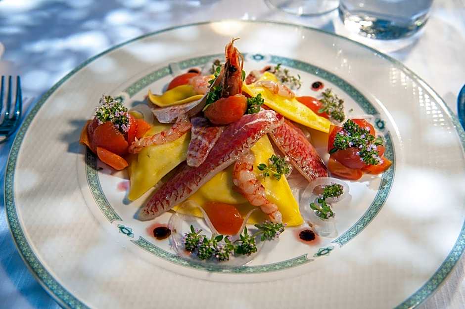 Hotel Baia Del Capitano