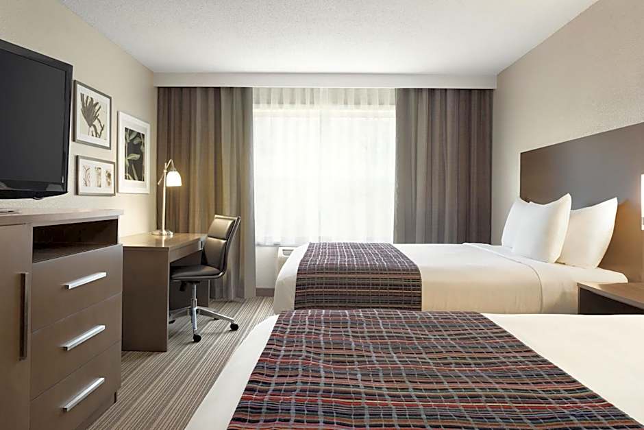 Country Inn & Suites by Radisson, Platteville, WI