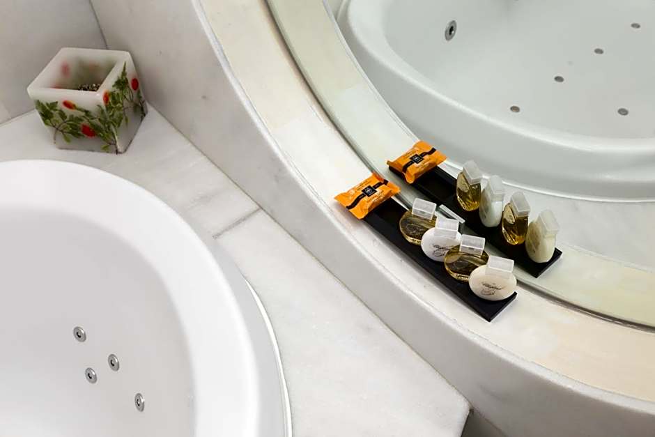 Avli Lounge Apartments