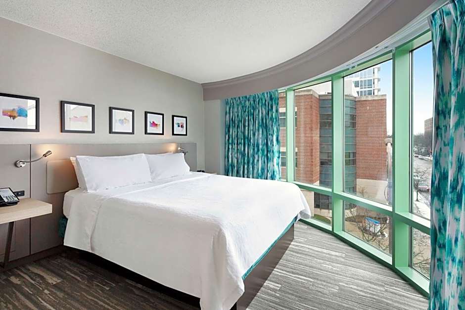 Hilton Garden Inn Evanston