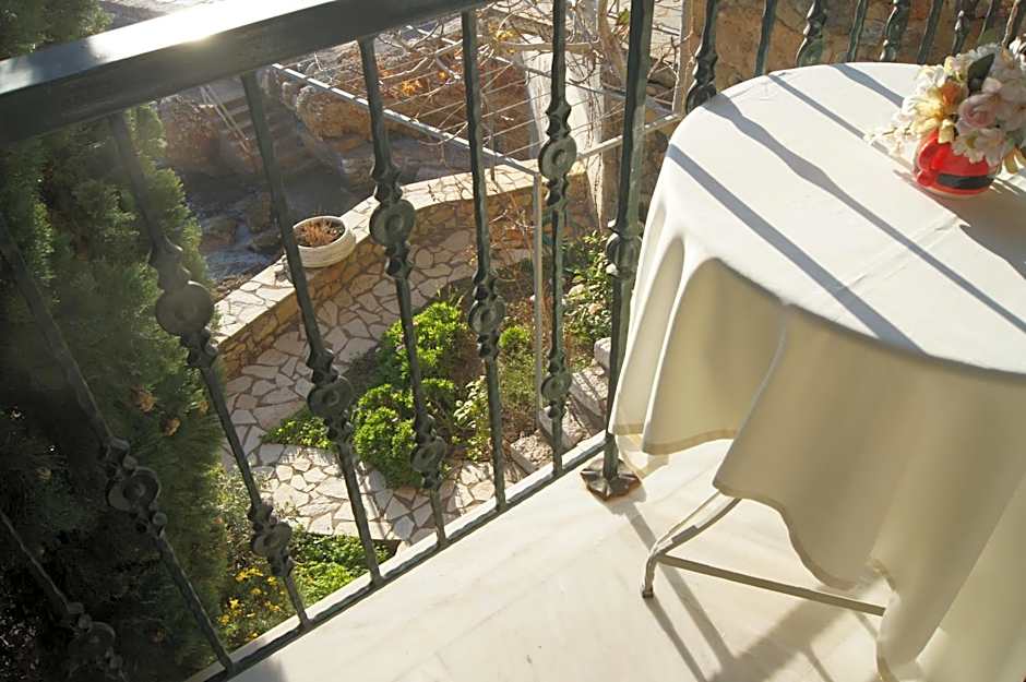 Gorgones, sea-front, great view