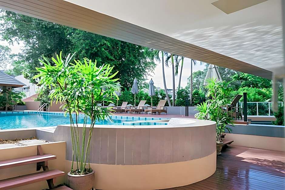 August Suites Pattaya