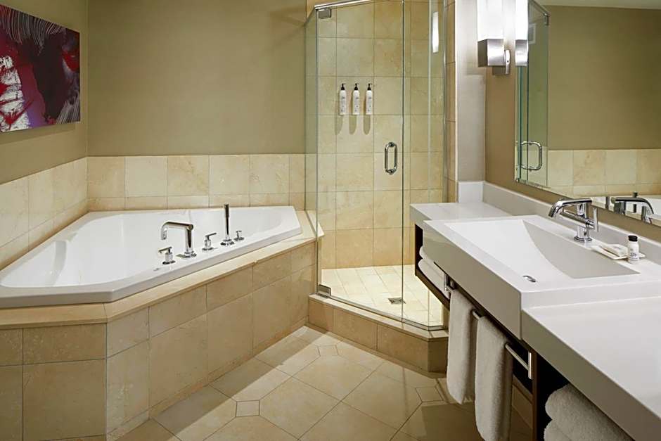 Delta Hotels Montreal