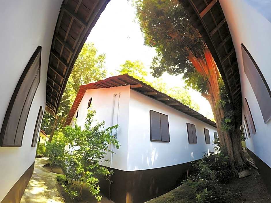 Perhentian Tivoli Inn