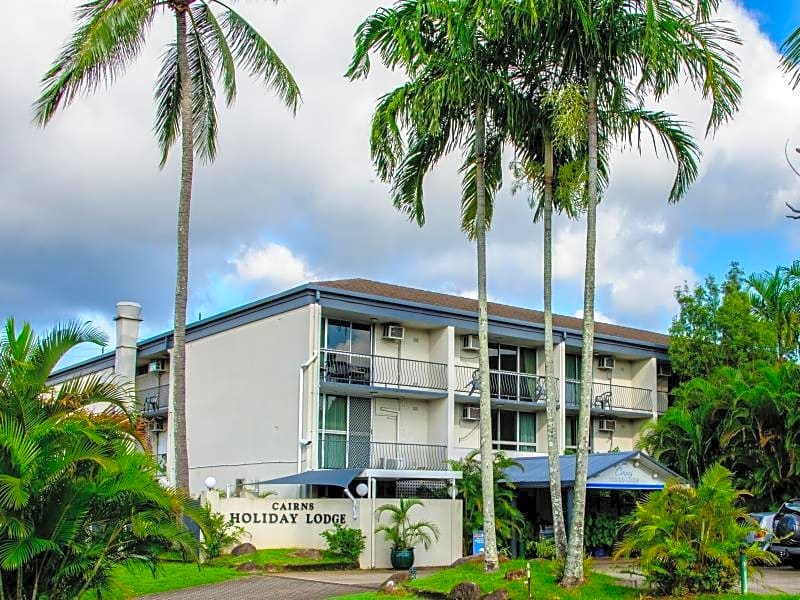 Cairns Holiday Lodge