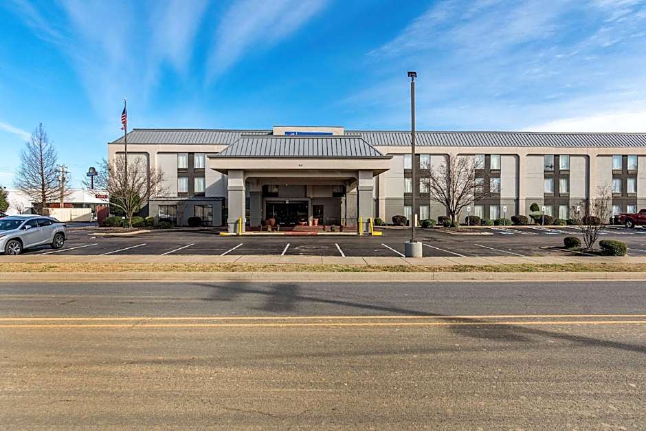 Motel 6-Conway, AR