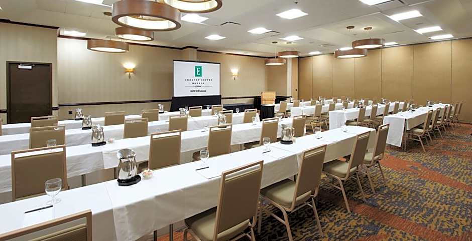 Embassy Suites by Hilton Seattle North Lynnwood