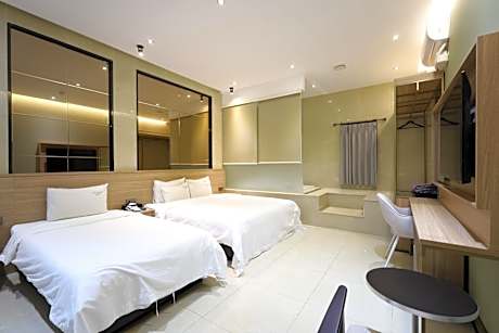Premium Twin Room