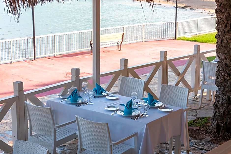 Oz Hotels Incekum Beach