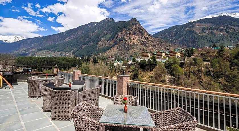 Sarthak Regency (Centrally Heated & Air cooled)