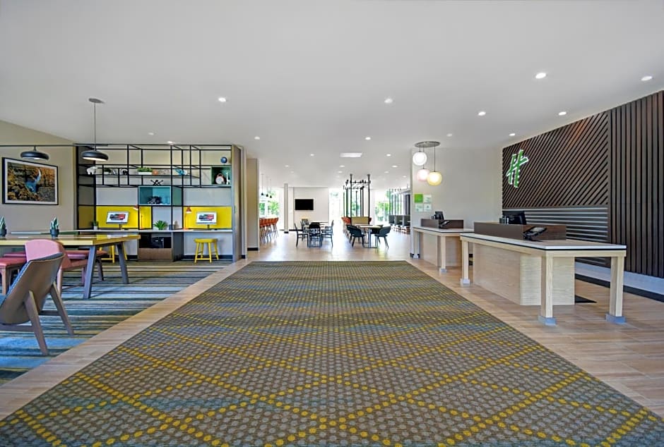 Holiday Inn Grand Rapids North By IHG