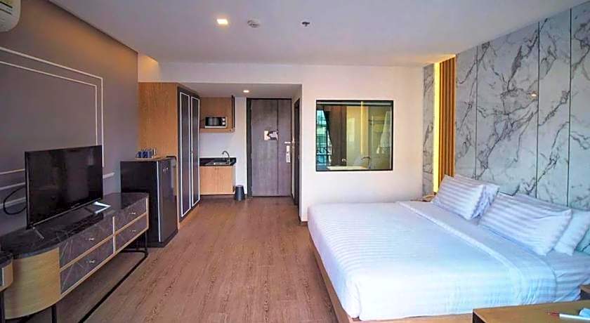 Sleep with me Pattaya