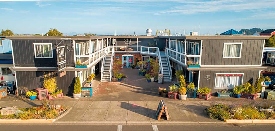 Salt Hotel