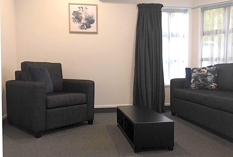 Cambridge Mews Motel