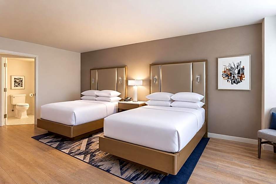 Sheraton Duluth Hotel