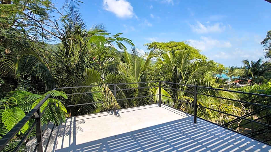 Hill Zone Home Stay by Little Paradise