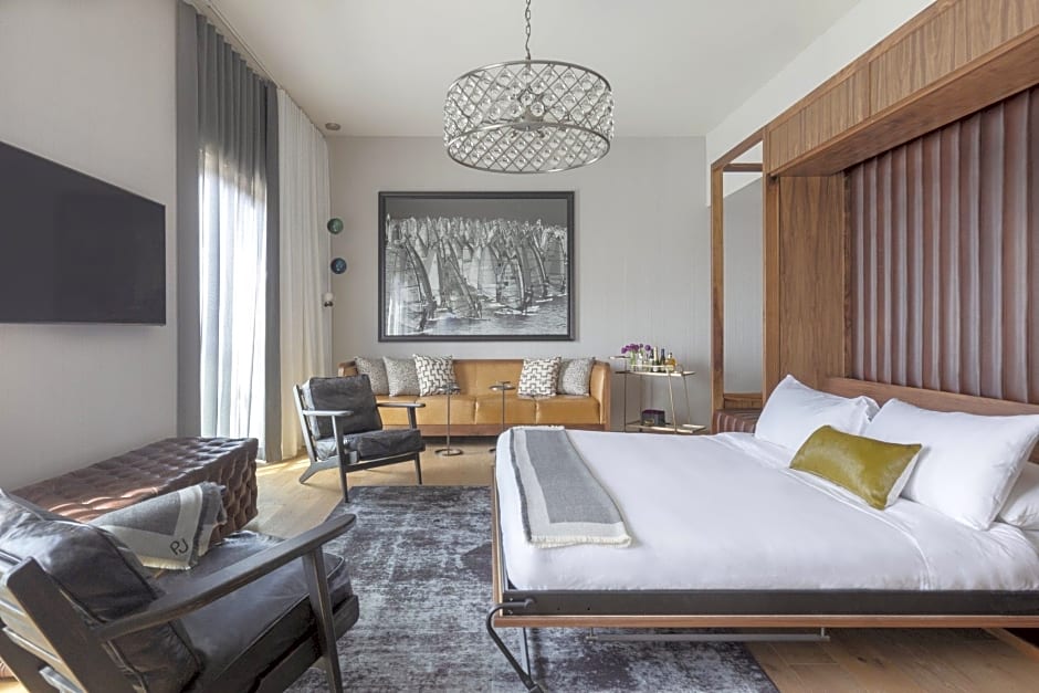 Foto 1 daripada 5 — Superior 1 King Bed Suite