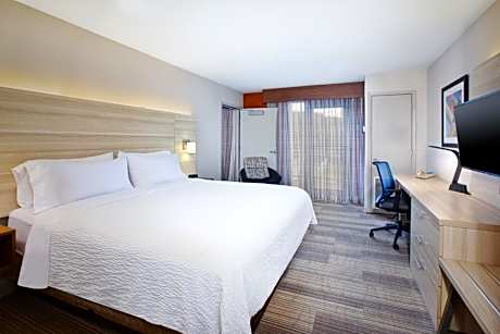 King Suite with Balcony