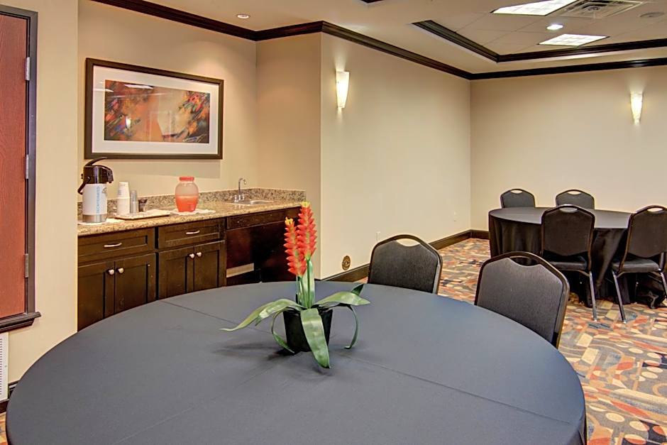 Holiday Inn Express Hotel & Suites Paris By IHG