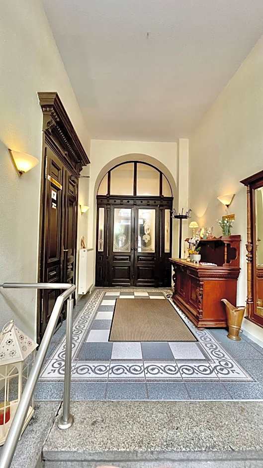 Hotel Mauritius - Im Herzen von Crimmitschau - Frühstück buchbar - Restaurant - Café - Fahrradbox