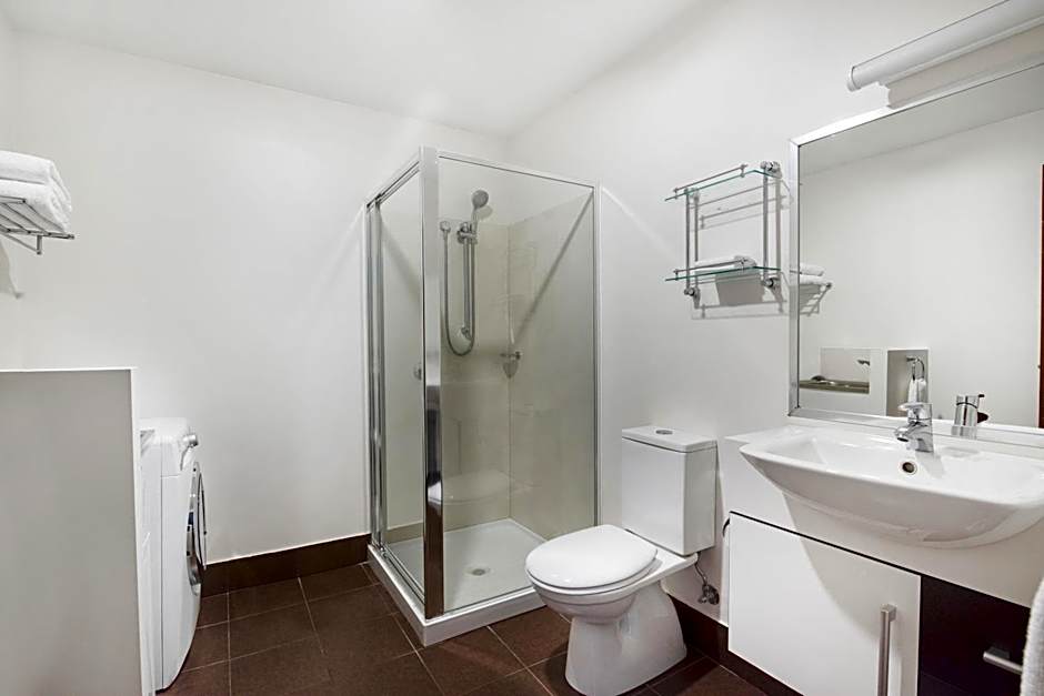 Mantra One Sandy Bay Road Hobart