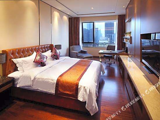 Poly Zhonghui Hotel Apartment (Guangzhou East Railway Station Sports Center)