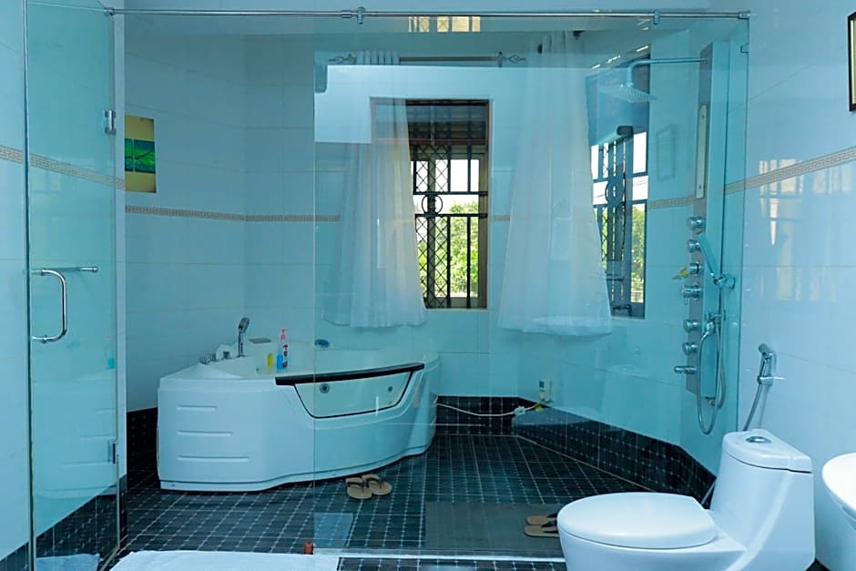 Mowicribs Hotel and Spa