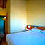 Hotel Caneo