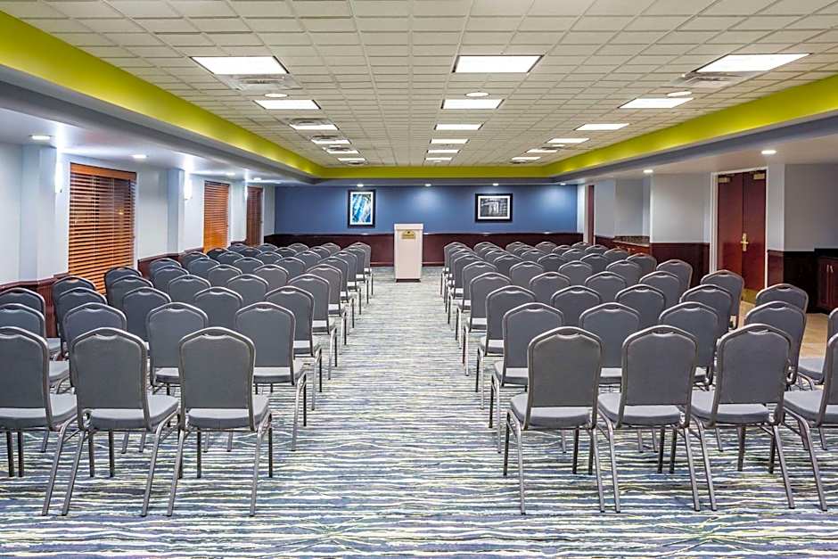 Wingate By Wyndham Chesapeake