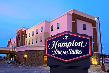 Hampton Inn By Hilton & Suites Bismarck Northwest