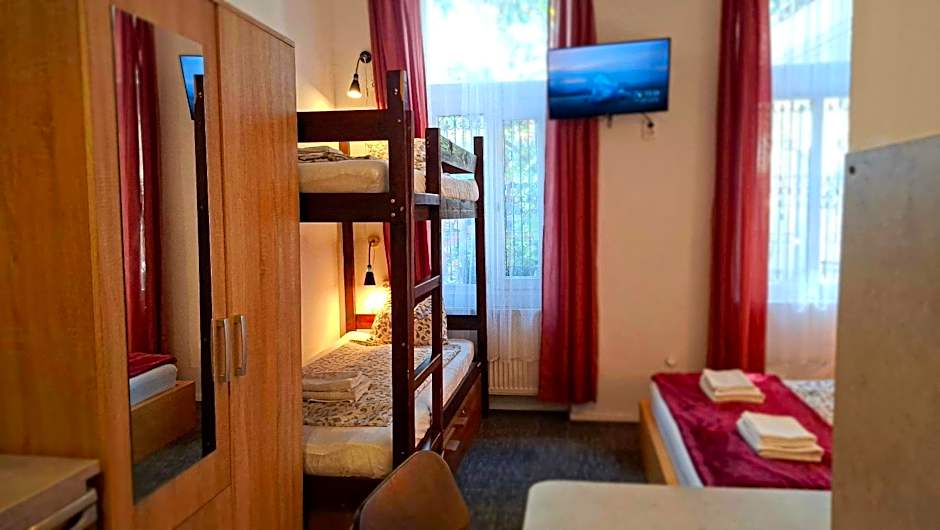 GoodMo Budapest Smart Rooms