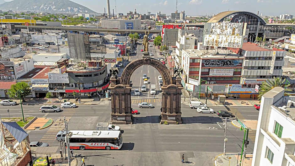Hotel Plaza Del Arco - Monterrey