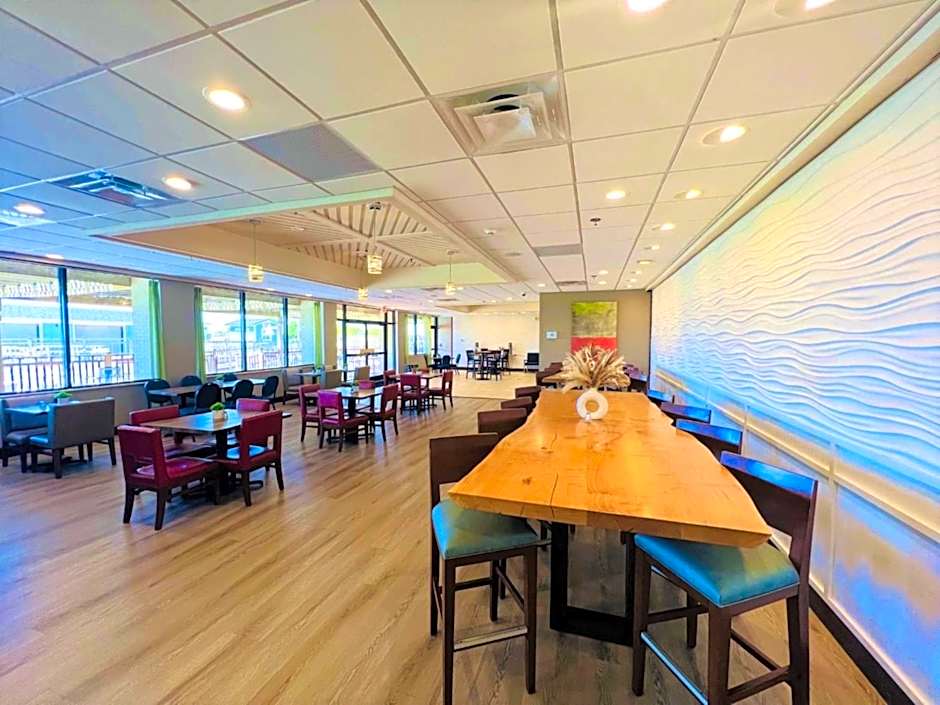 DoubleTree By Hilton Atlantic Beach Oceanfront