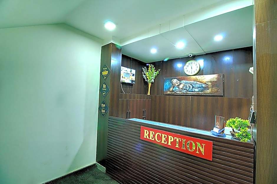 Hotel Staayz Premium