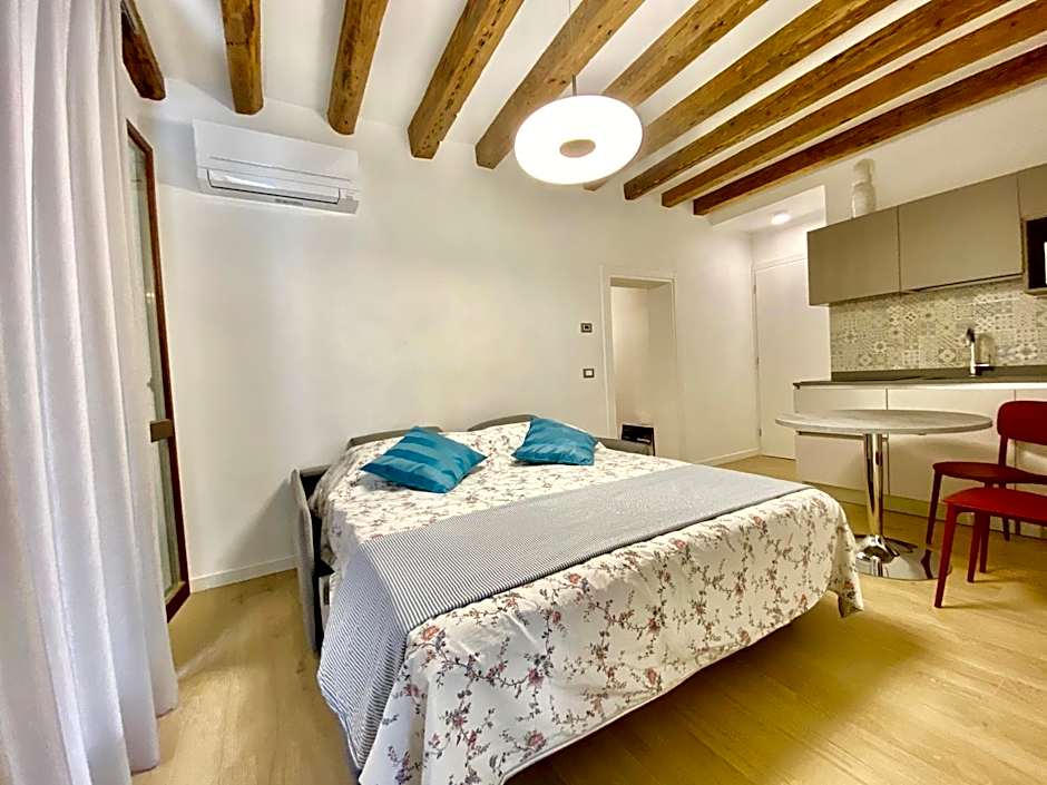 Suite House new apartments wi fi Venice island