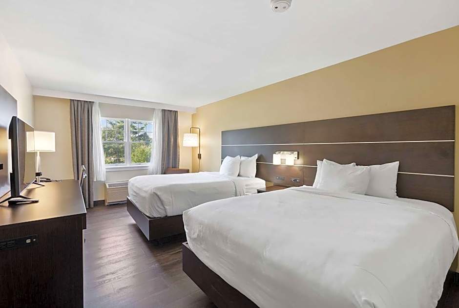 Ramada by Wyndham Saco/Old Orchard Beach Area